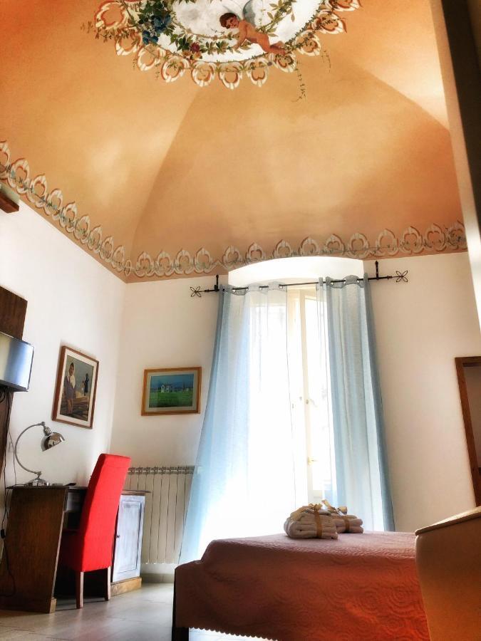 Palazzo Salia Bed & Breakfast Лече Екстериор снимка