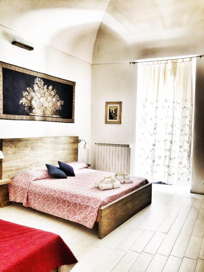 Palazzo Salia Bed & Breakfast Лече Екстериор снимка