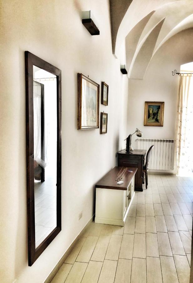 Palazzo Salia Bed & Breakfast Лече Екстериор снимка