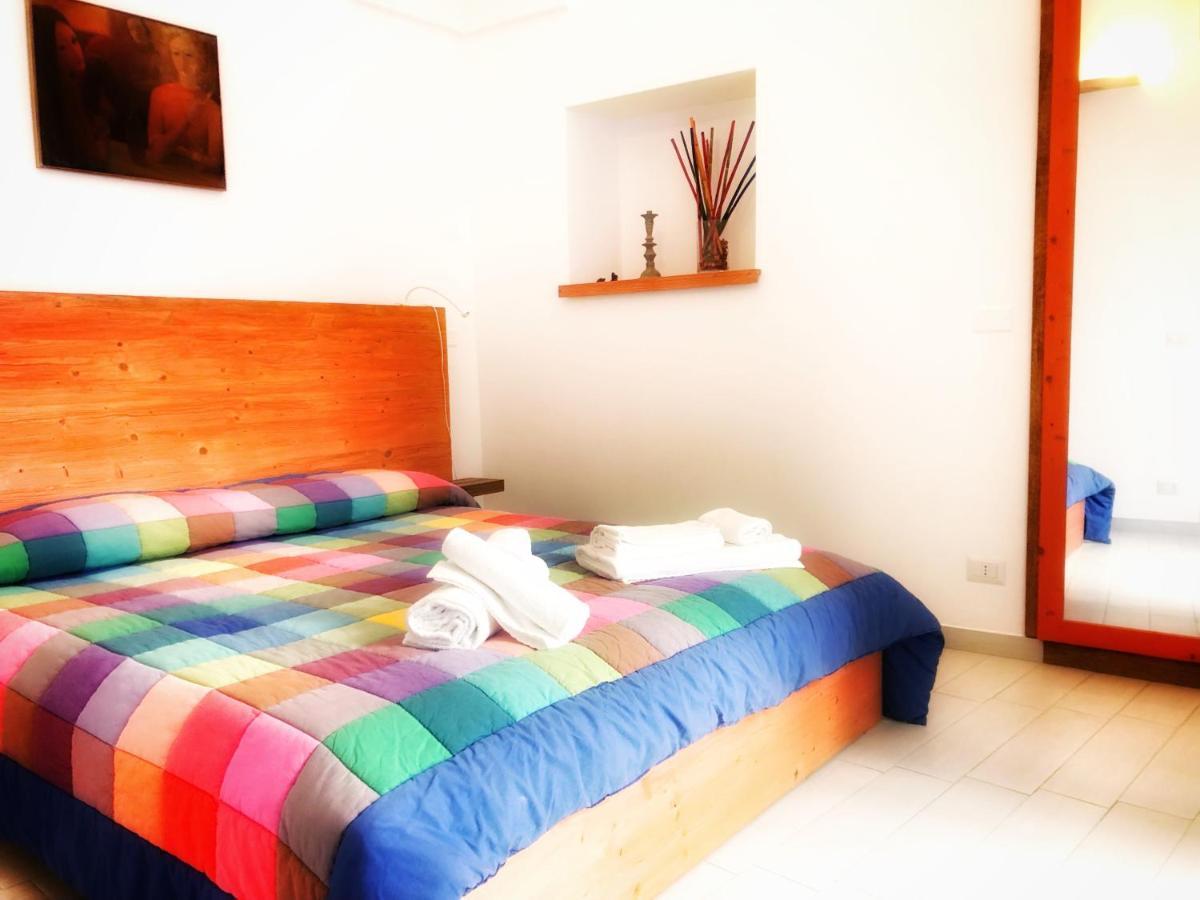 Palazzo Salia Bed & Breakfast Лече Екстериор снимка